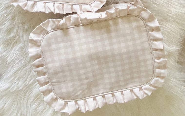 Travel Bag - Gingham Ruffle Makeup Pouch - X-Large