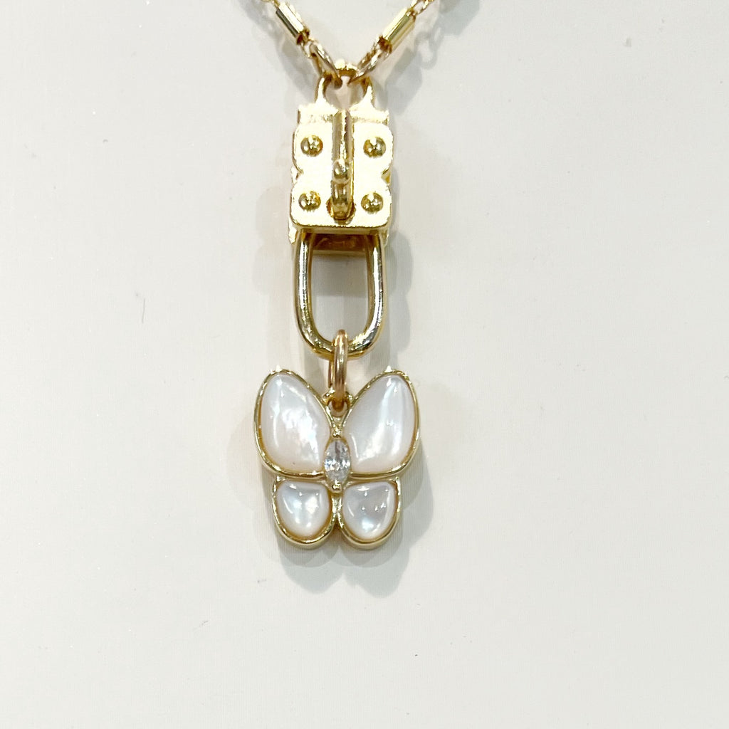 Sennod Vignette - Mother of Pearl Butterfly