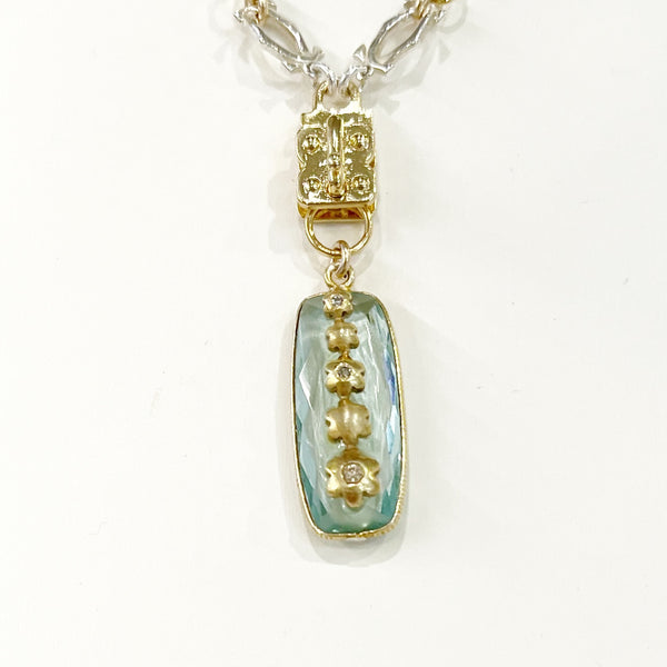 Vignette - Rectangle Spring Quartz w/Floral Diamond Tower