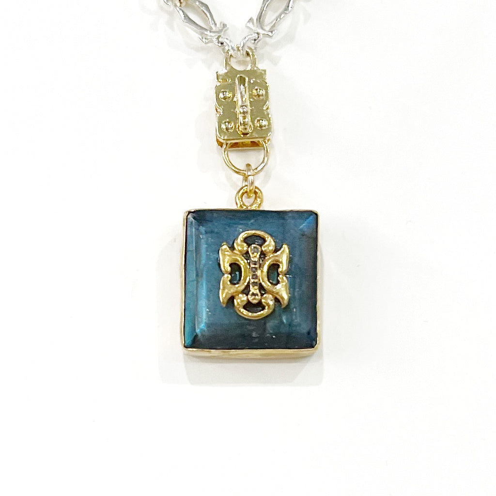 Vignette - Labradorite Bezel W/Sapphire Diamond Accent