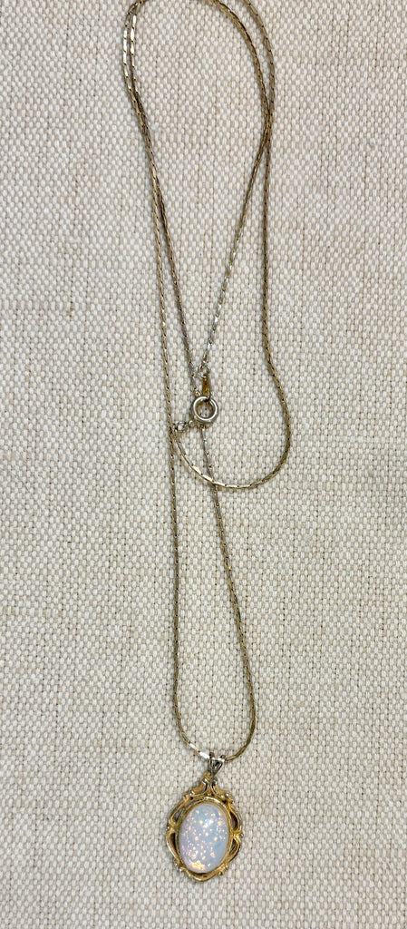 Estate Collection - Vintage Necklace Gold Chain with Pendant