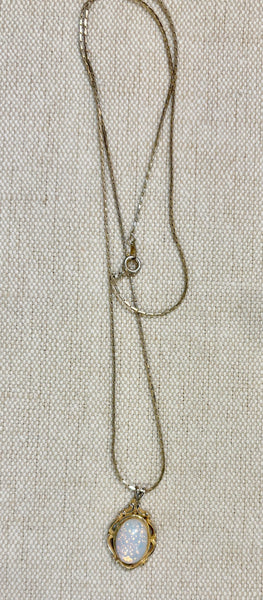Estate Collection - Vintage Necklace Gold Chain with Pendant
