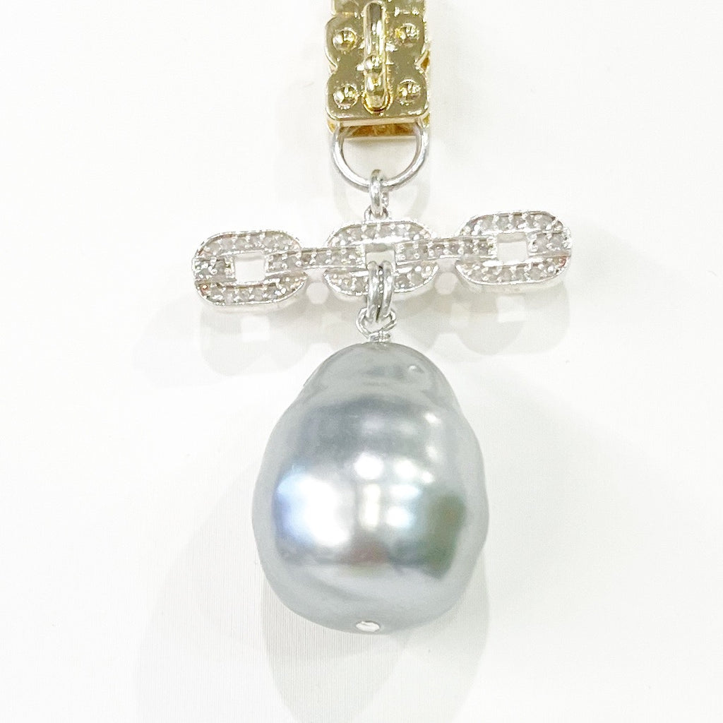 Vignette - Diamond Remy Bar w/Gray Pearl on Gunmetal