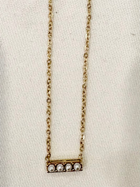 Necklace - Pearl Bar II