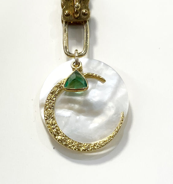 Vignette - Mother of Pearl Crescent Cluster