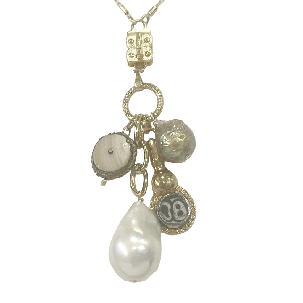 Vignette - Cluster of Baroque & Golden Pearl Vintage Gold