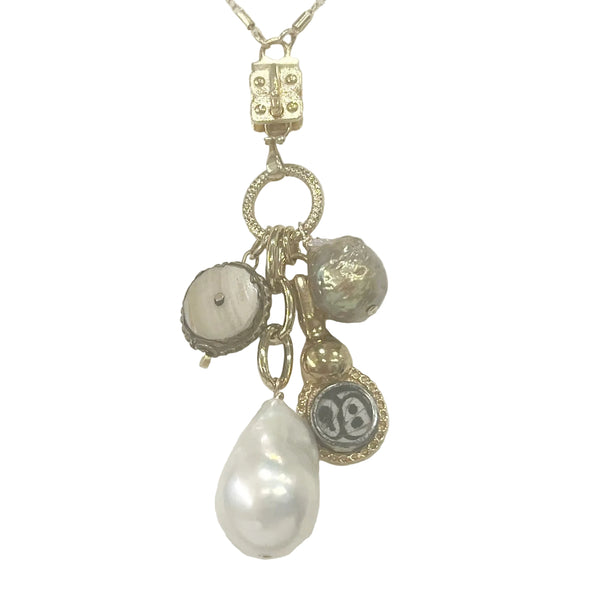 Vignette - Cluster of Baroque & Golden Pearl Vintage Gold