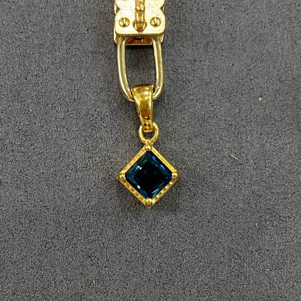 Vignette - London Blue Topaz Square