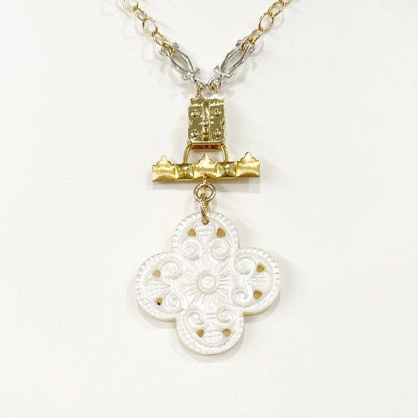 Vignette - Carved Mother of Pearl Clover w/Gold Evangeline Bar