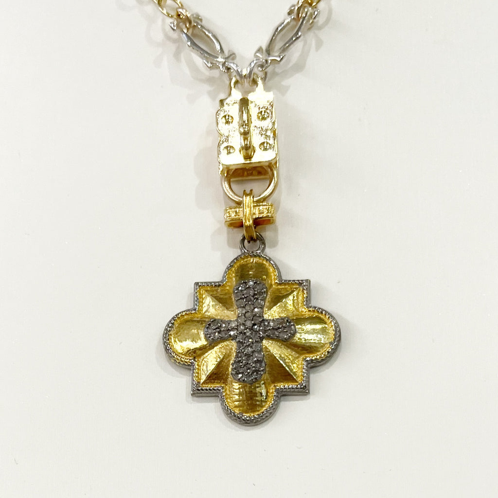 Vignette - Joan Two-Tone