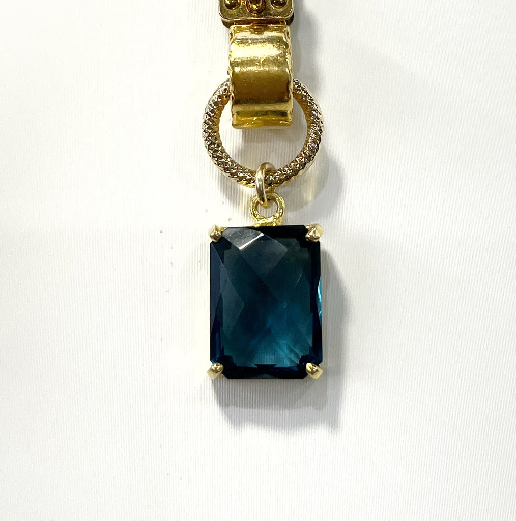 Vignette - The Emily in Blue Quartz