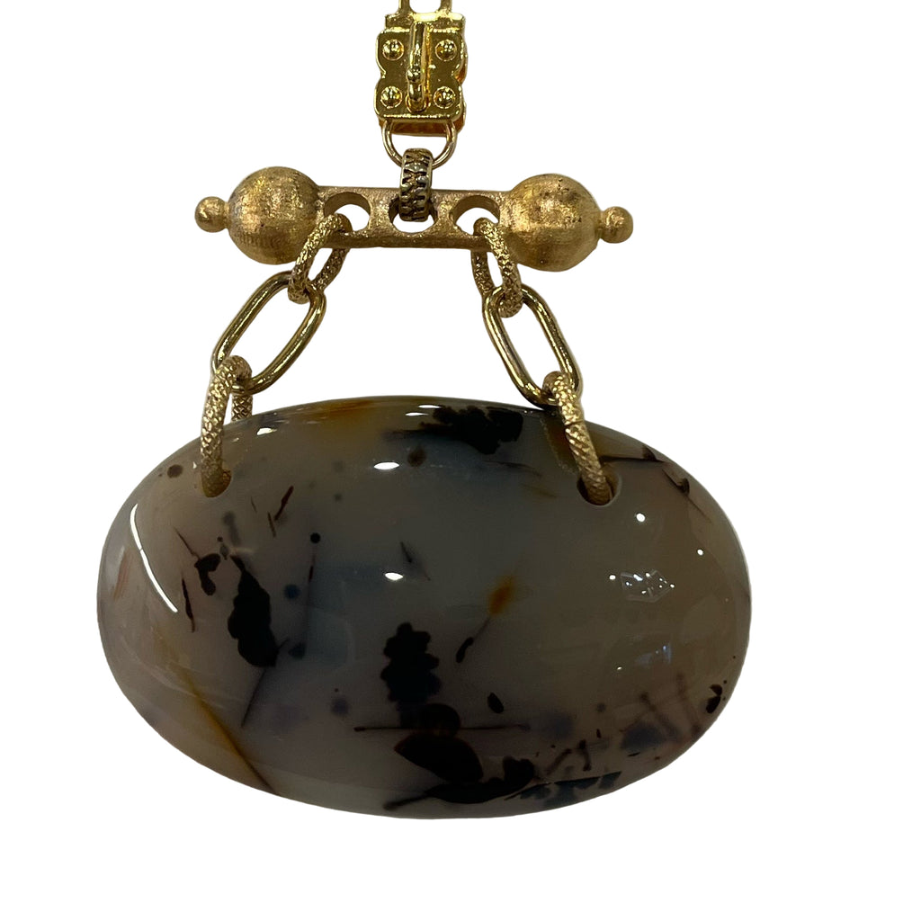 Vignette - Mystic Dendrite Oval Agate on Baron Bar