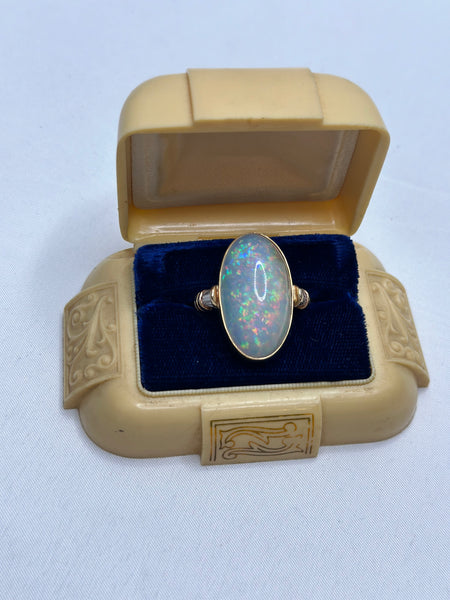 Estate Çollection - Ring 14K Opal & Diamond