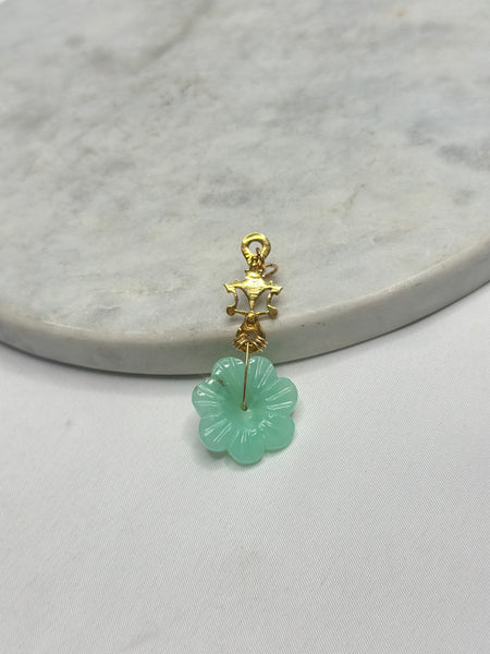 Vignette - Green Carved Stone Flower From Gold Shield