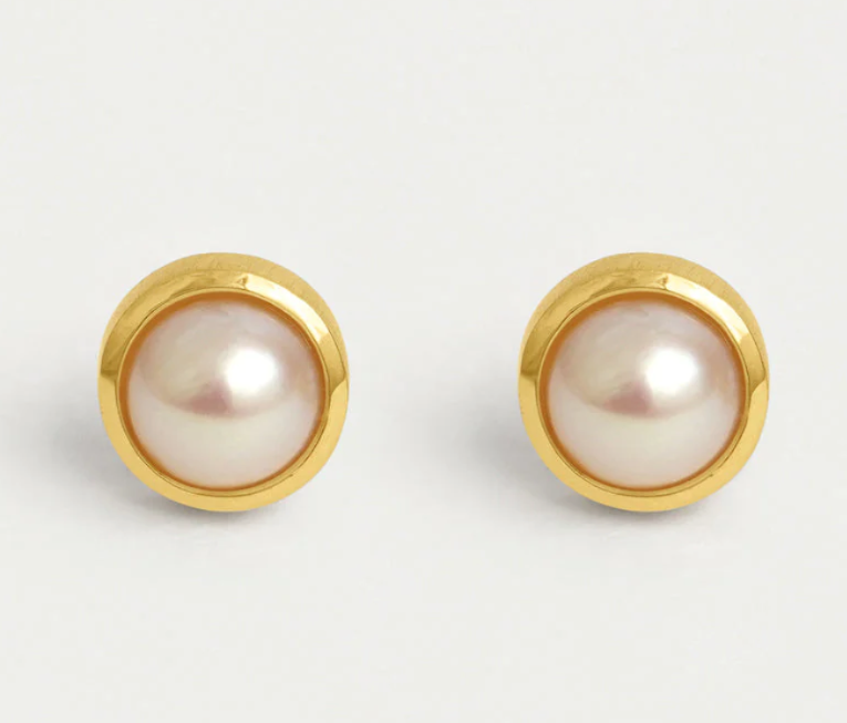 Earrings - Large Signature Pearl Studs
