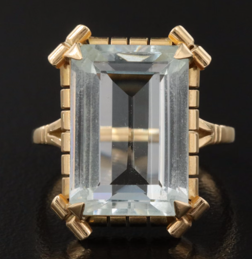 Estate Collection - Ring - 18K Gold and Aquamarine Solitaire Ring