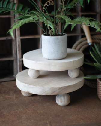 Round Wooden Risers w/Ball Feet