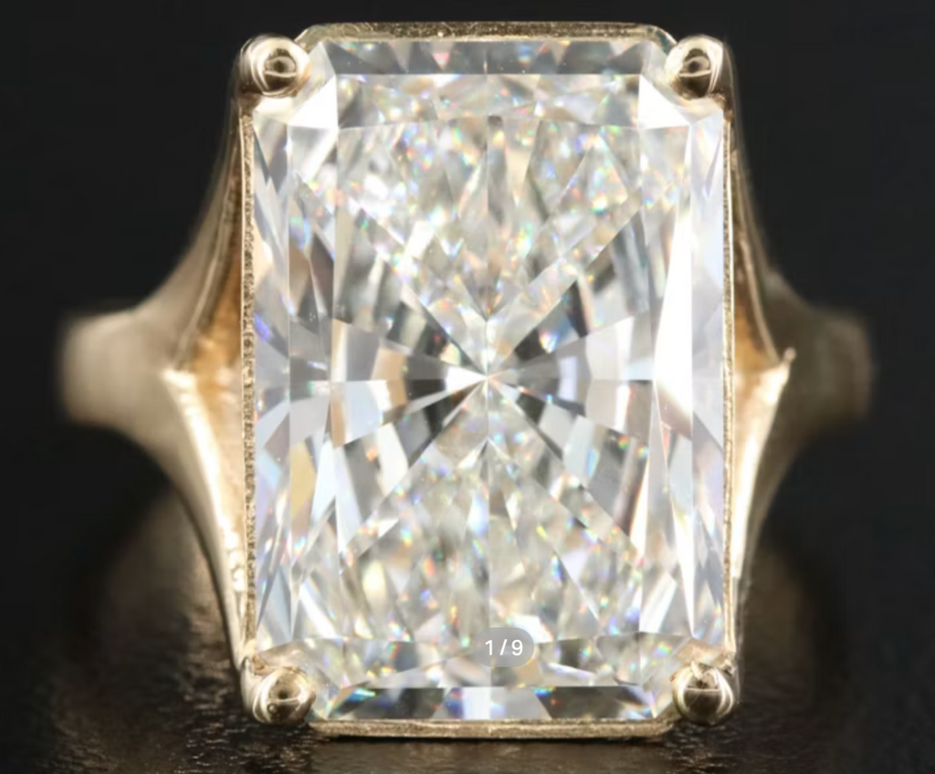 Ring - 14K  Diamond Solitaire Ring