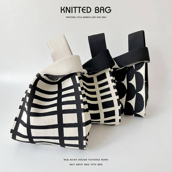Purse - Black & White Kintted Bags