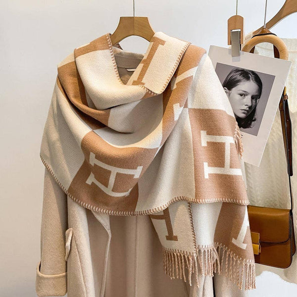 Scarf- H in Ivory & Camel
