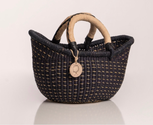 The Victoria Basket Style No. 4 Petite