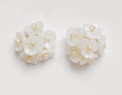 Pearl Bouquet Stud Earrings