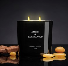 Candle - Amber and Sandalwood Black 3 Wick