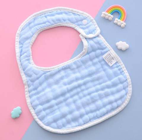 Baby Bib in Muslin