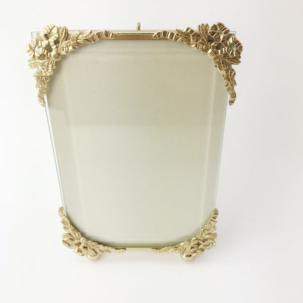 Picture Frame - Ribbon Corners Gold