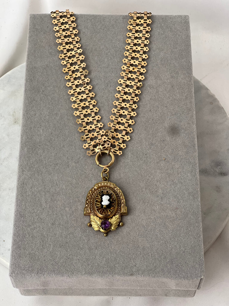 Estate Collection Necklace Wide Gold Chain w/Cameo Pendant